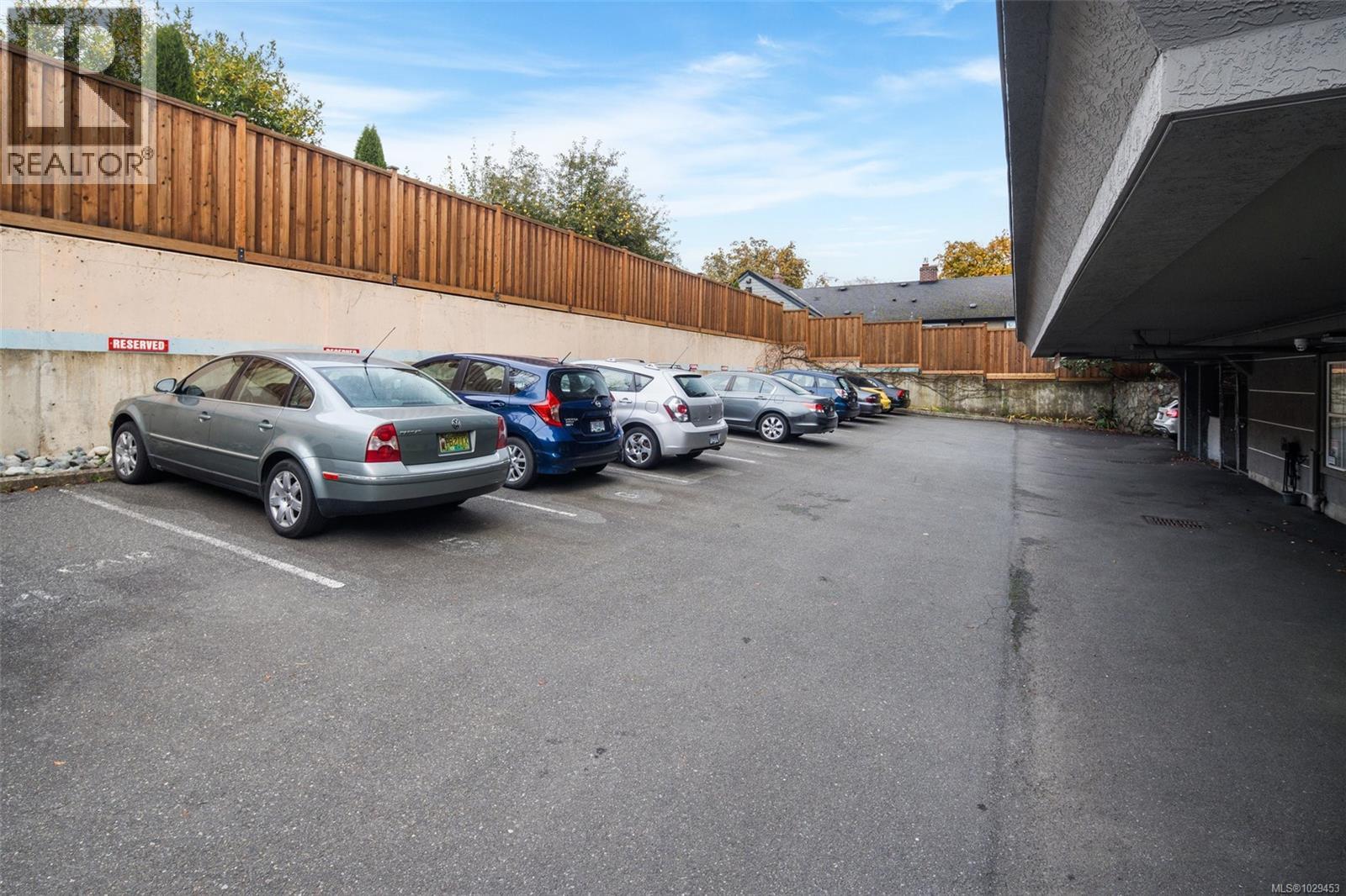 #308 1070 SOUTHGATE ST - 28