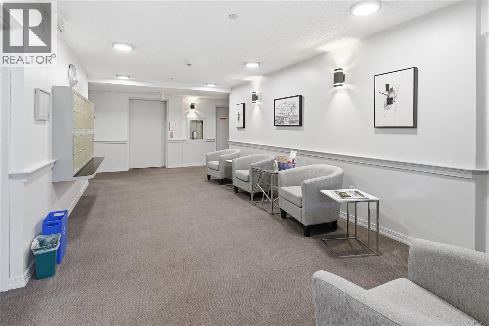 #308 1070 SOUTHGATE ST - 4