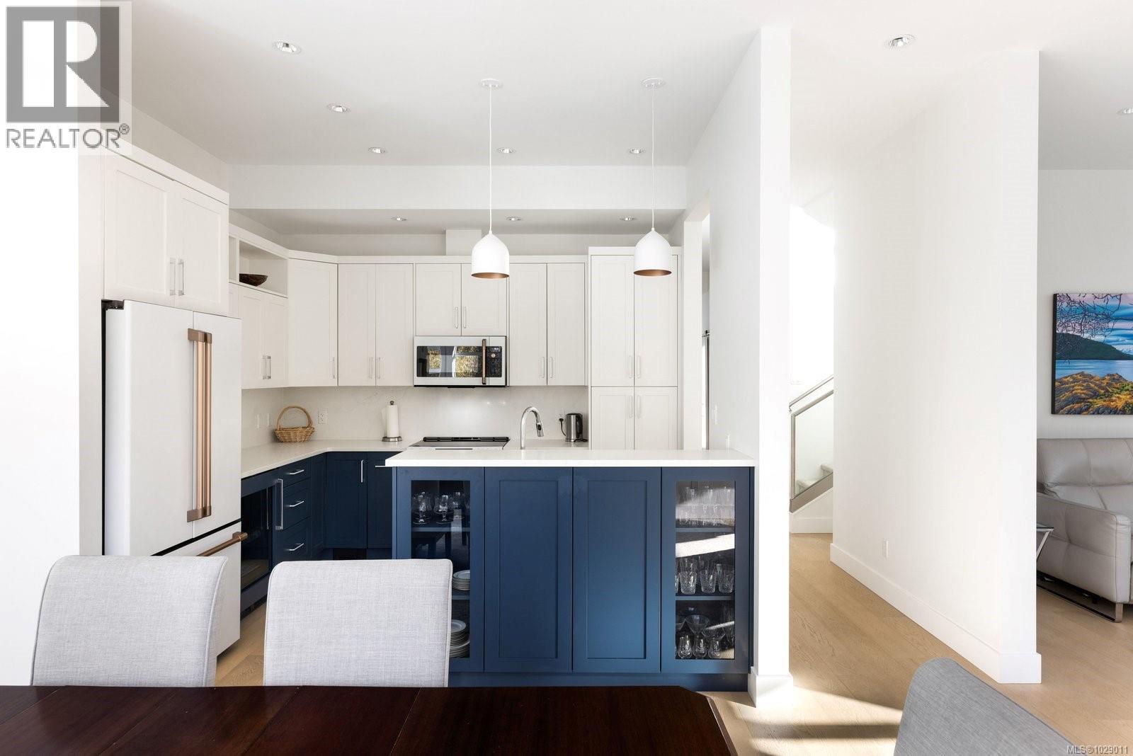 10965 MADRONA DR - 6