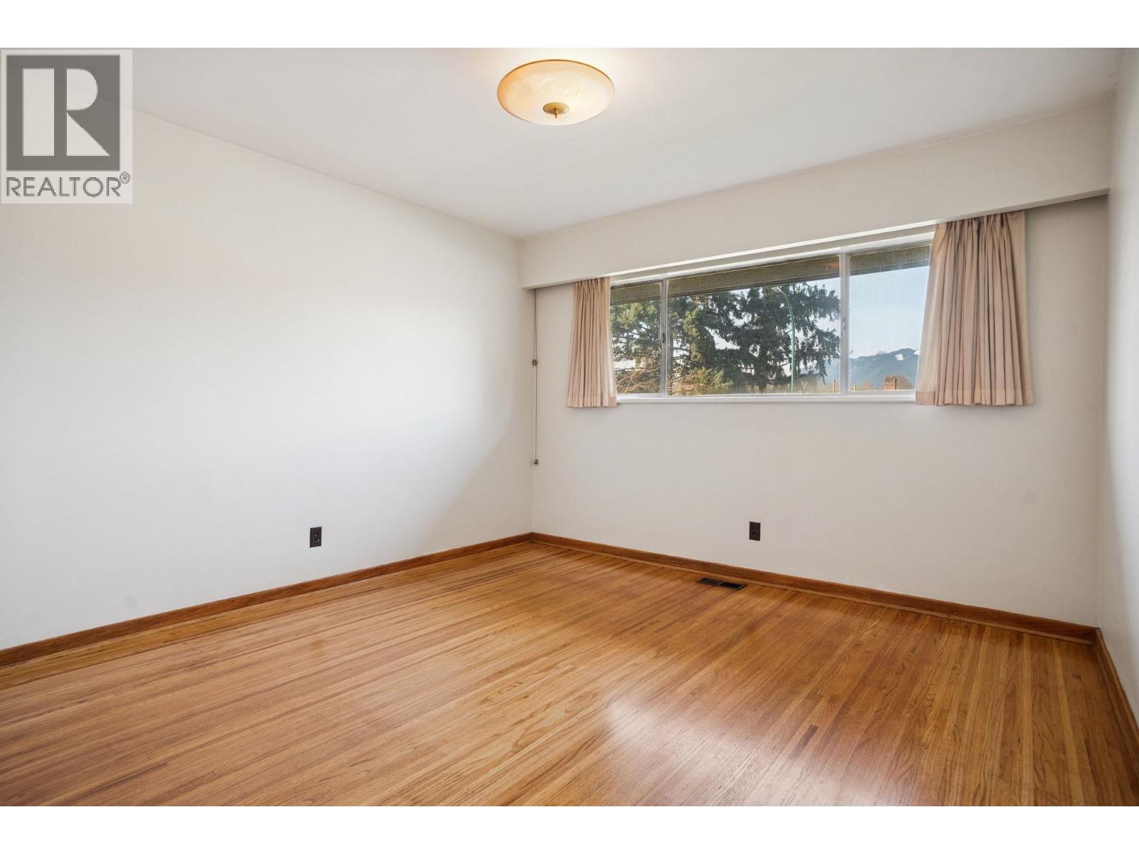 925 NANAIMO STREET, Vancouver