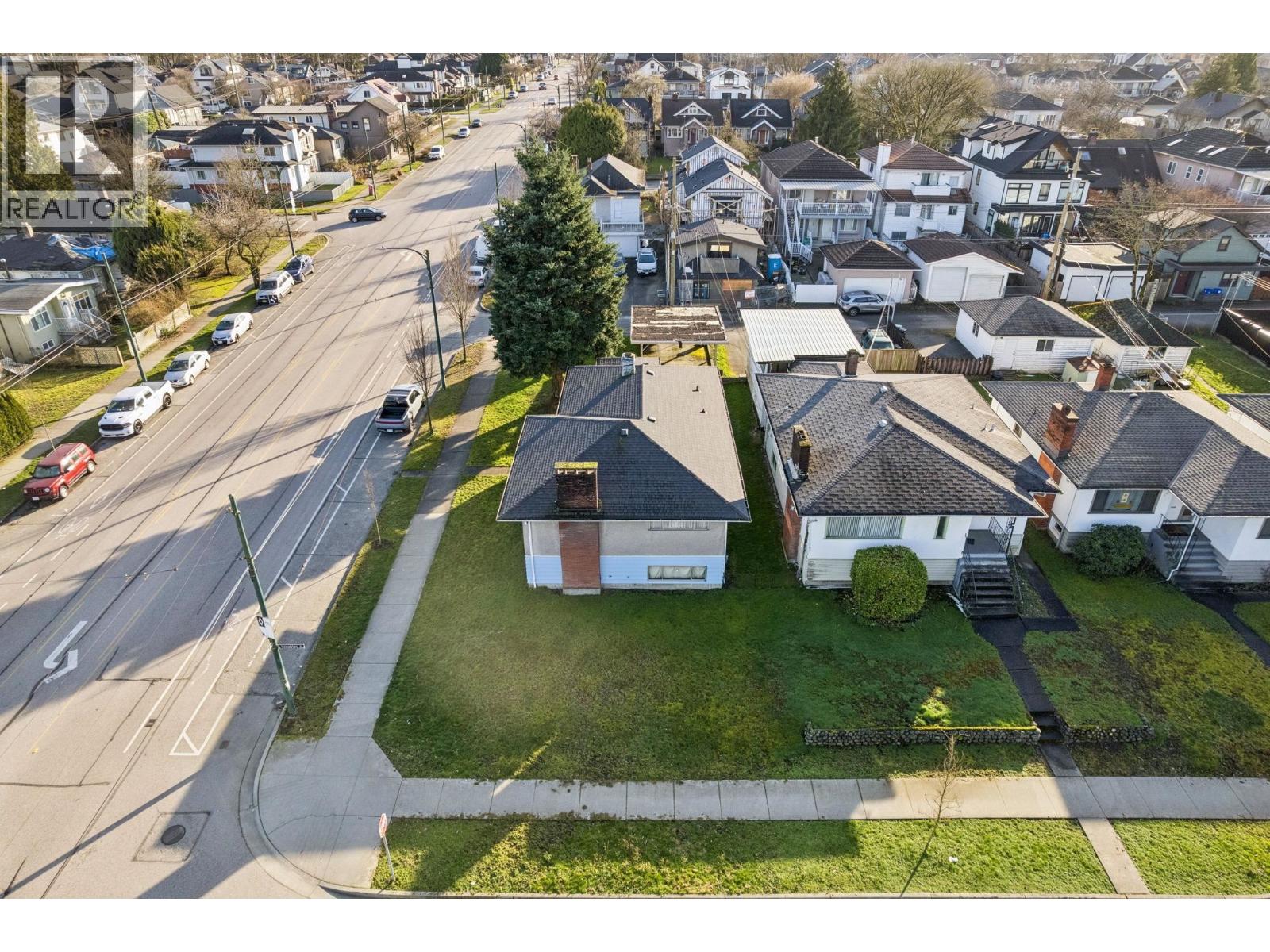 925 NANAIMO STREET, Vancouver