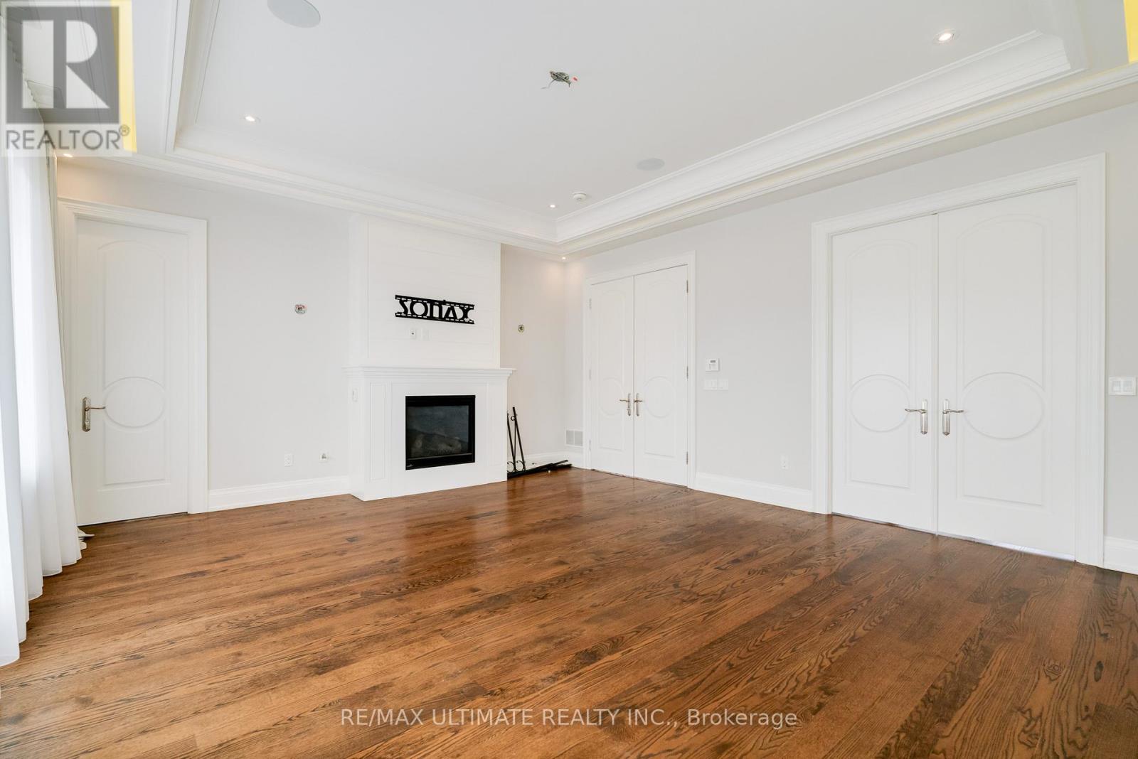 2 POPLAR DRIVE - 14