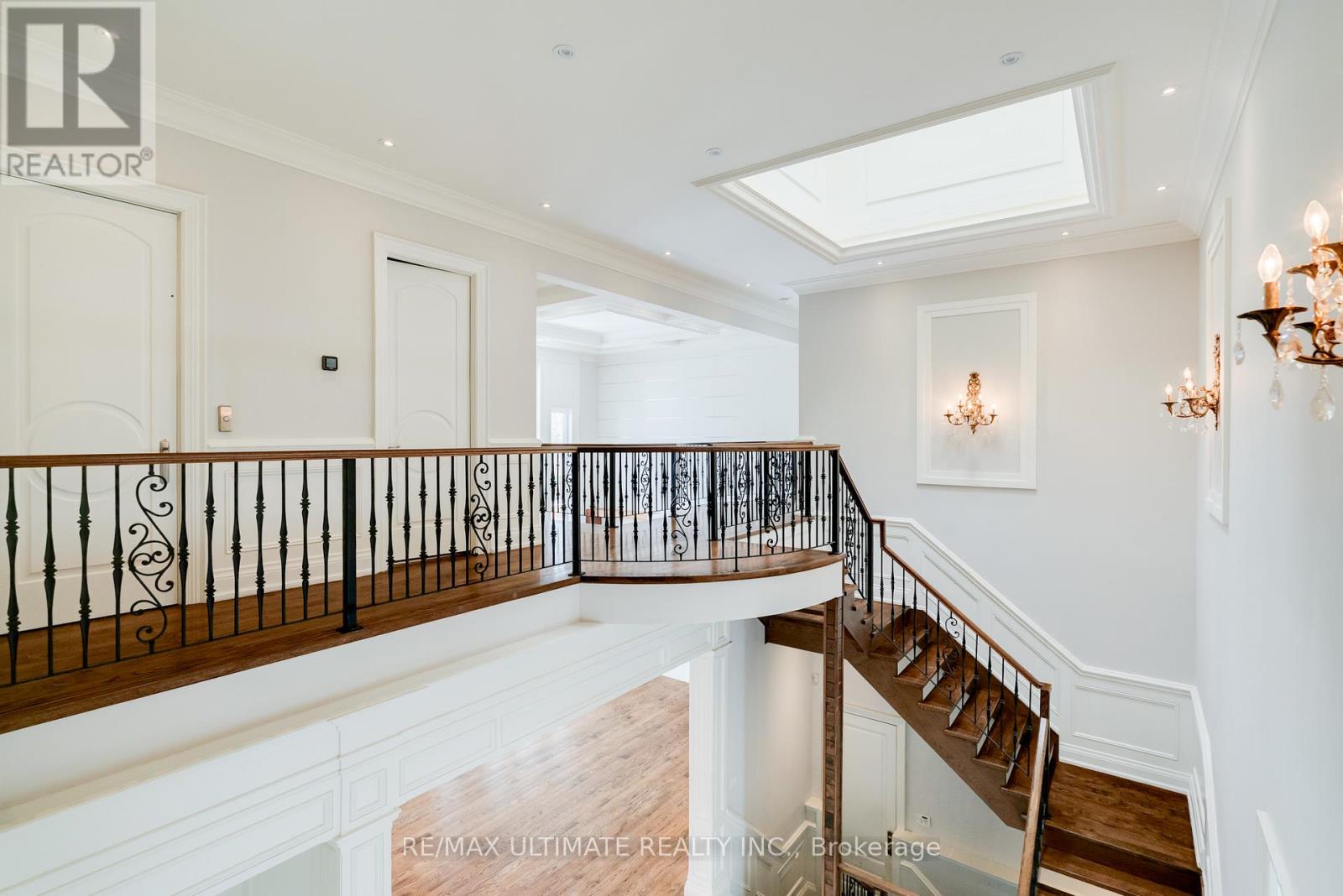 2 POPLAR DRIVE - 26