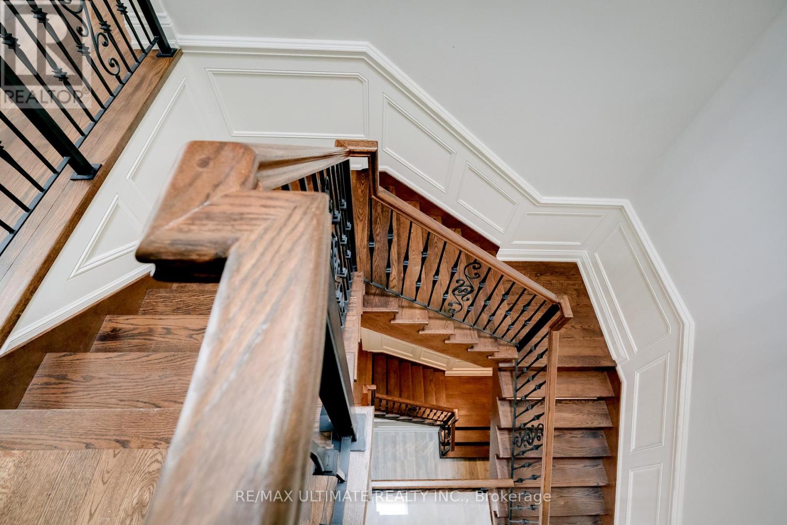 2 POPLAR DRIVE - 30