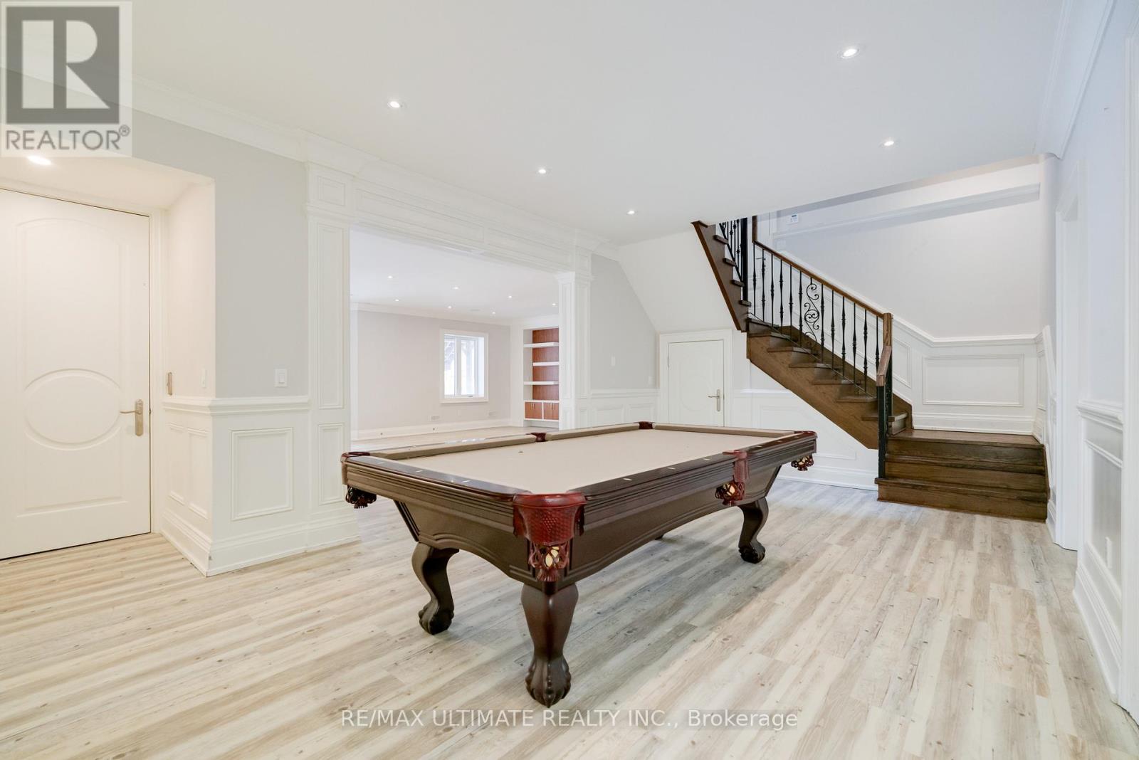 2 POPLAR DRIVE - 33
