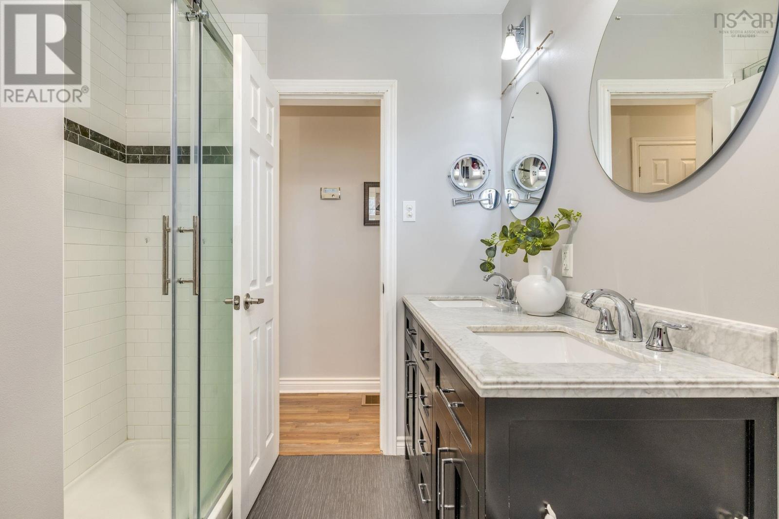 Property 24 of 44 of 56 Ellenvale Avenue