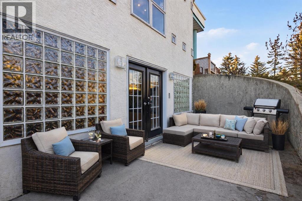 Single Family House for Sale in  Patterson Mews SW Patterson Calgary 