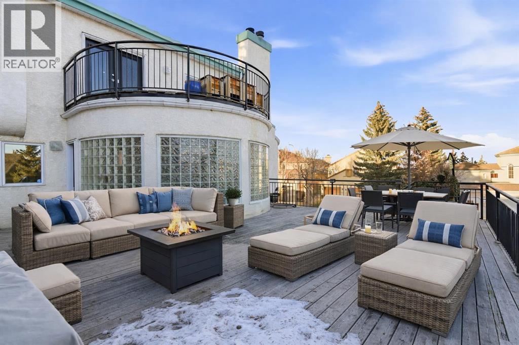 Single Family House for Sale in  Patterson Mews SW Patterson Calgary 