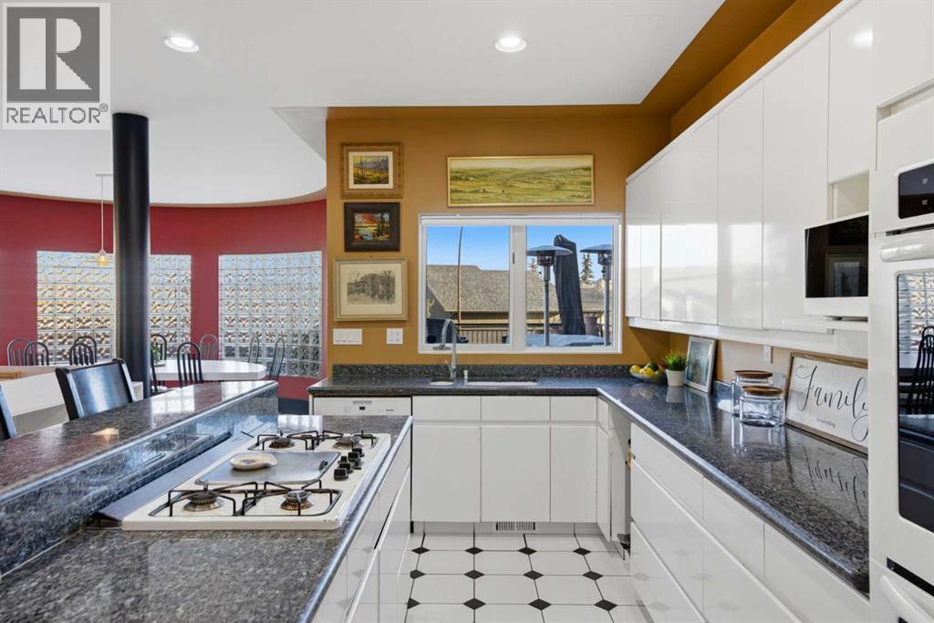 Single Family House for Sale in  Patterson Mews SW Patterson Calgary 