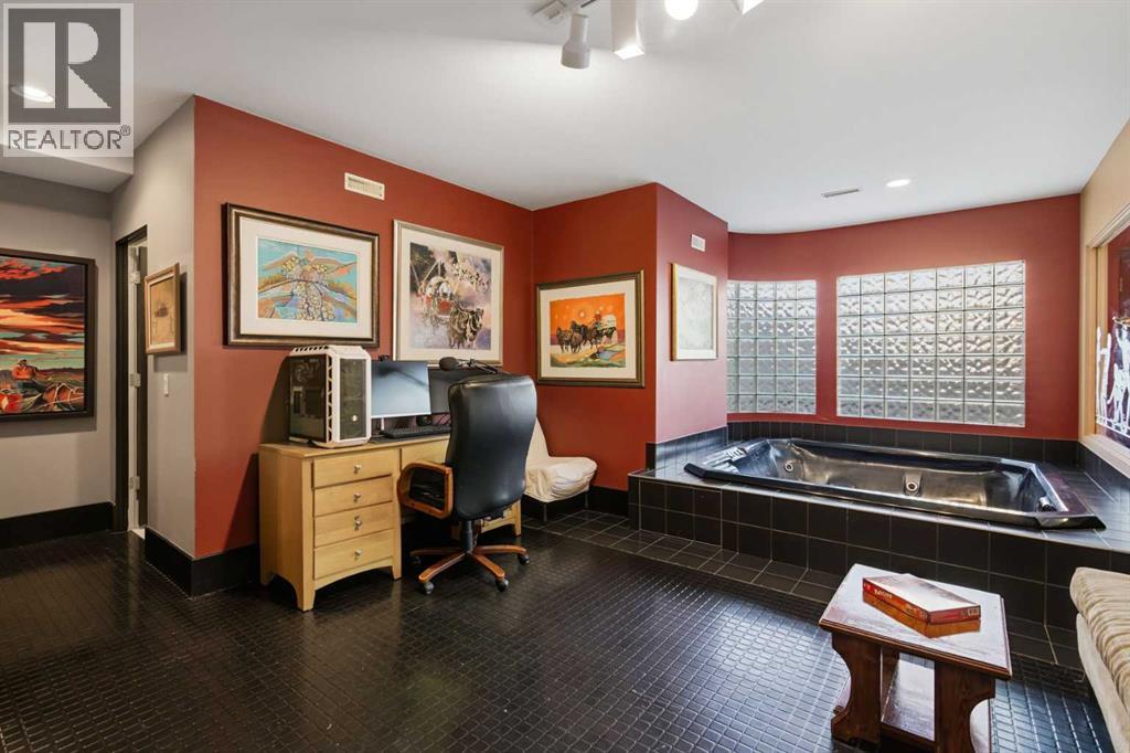 Single Family House for Sale in  Patterson Mews SW Patterson Calgary 