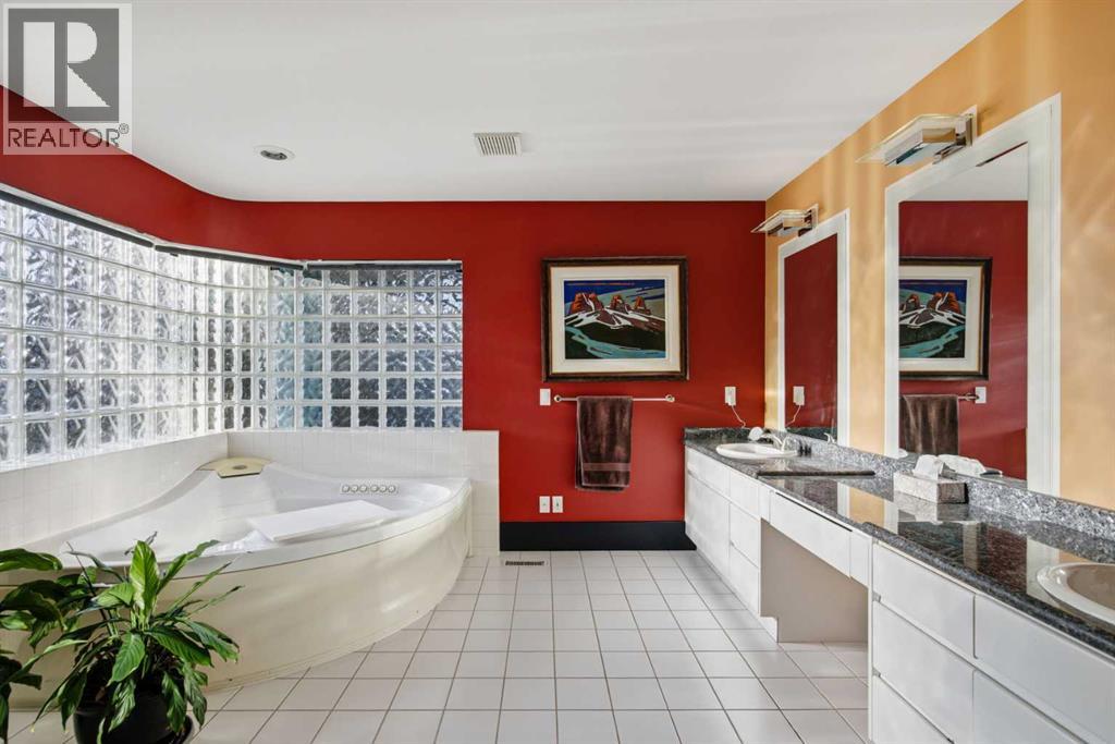 Single Family House for Sale in  Patterson Mews SW Patterson Calgary 