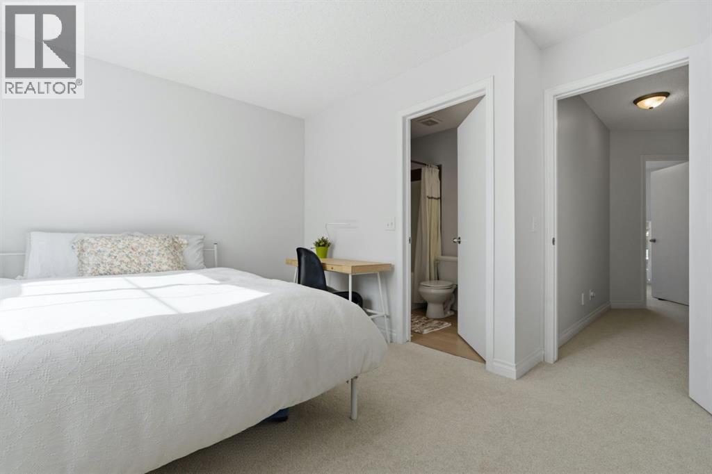 Single Family House for Sale in  Toscana Gardens NW Tuscany Calgary 