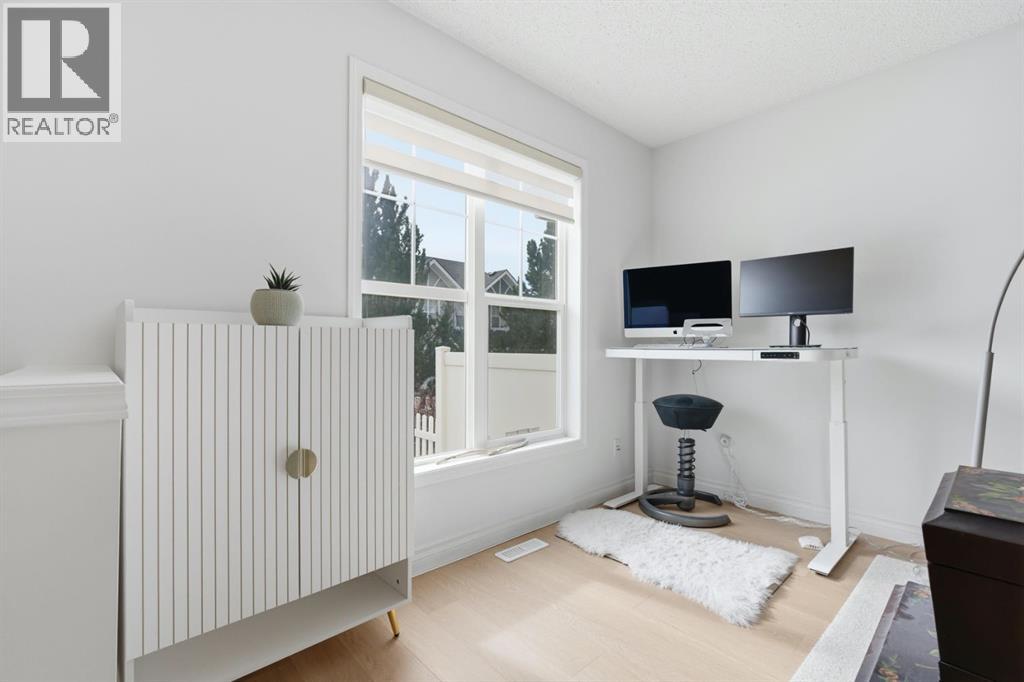 Single Family House for Sale in  Toscana Gardens NW Tuscany Calgary 