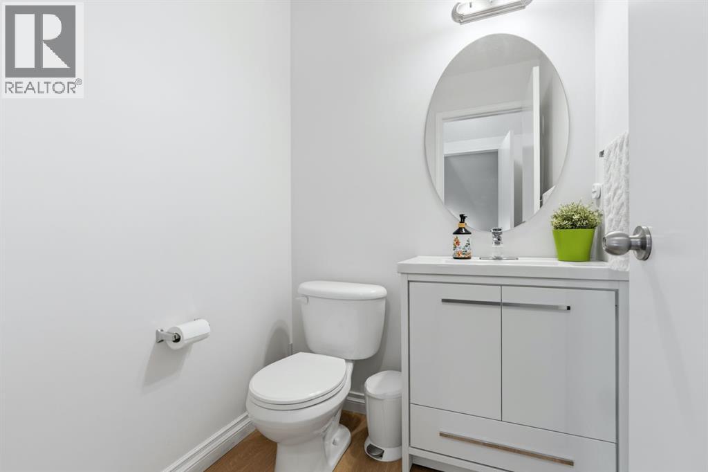 Single Family House for Sale in  Toscana Gardens NW Tuscany Calgary 