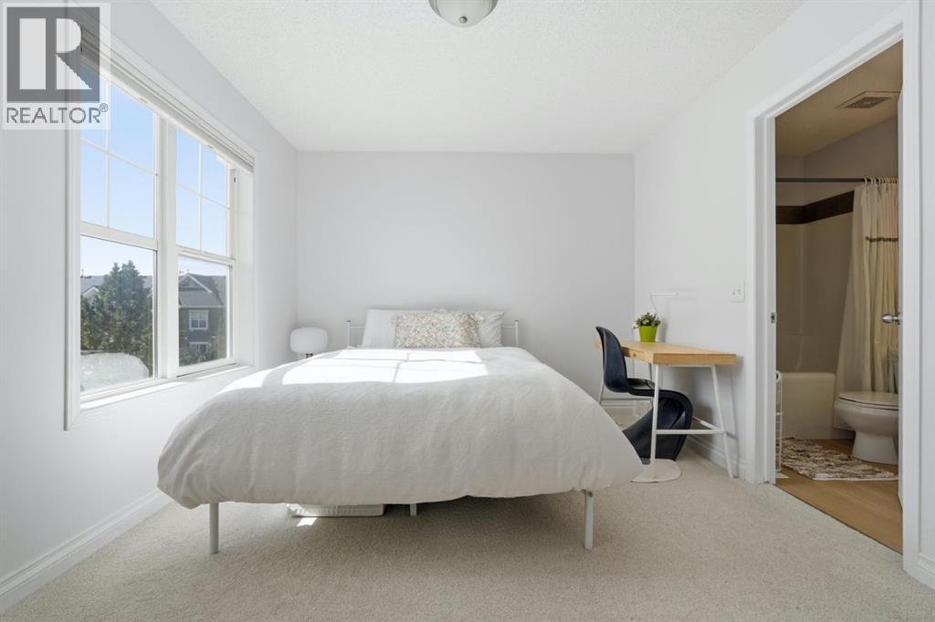 Single Family House for Sale in  Toscana Gardens NW Tuscany Calgary 