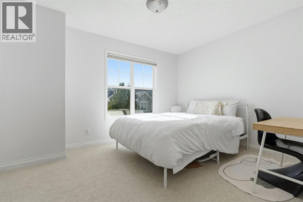 Single Family House for Sale in  Toscana Gardens NW Tuscany Calgary 