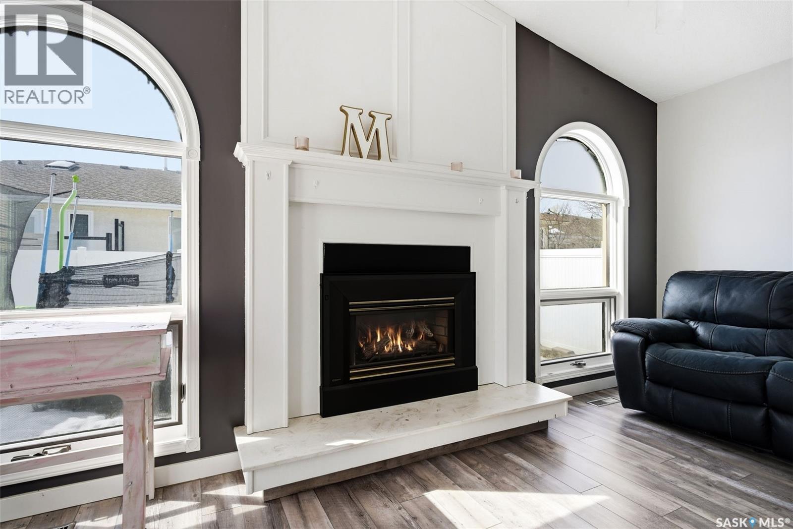 Single Family House Bungalow for Sale in  Queen STREET Regina 