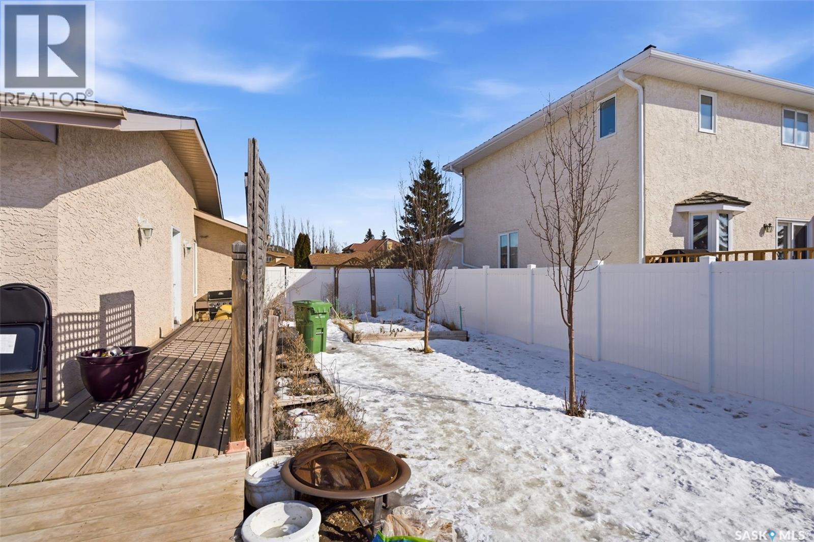 Single Family House Bungalow for Sale in  Queen STREET Regina 