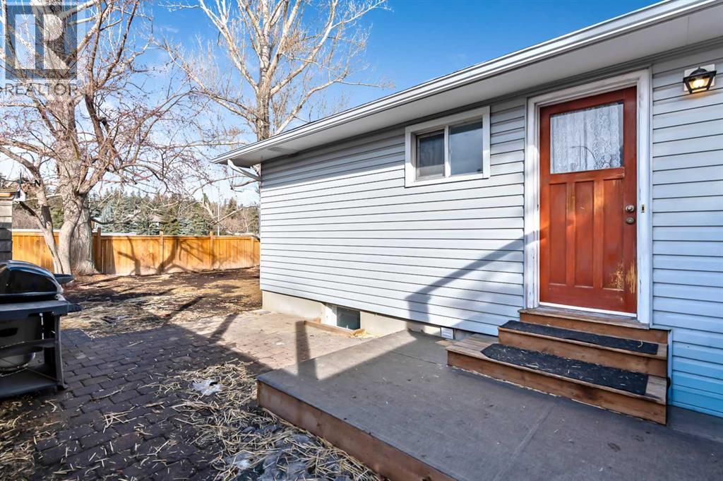 Single Family House Bungalow for Sale in  Springwood Place SW Southwood Calgary 
