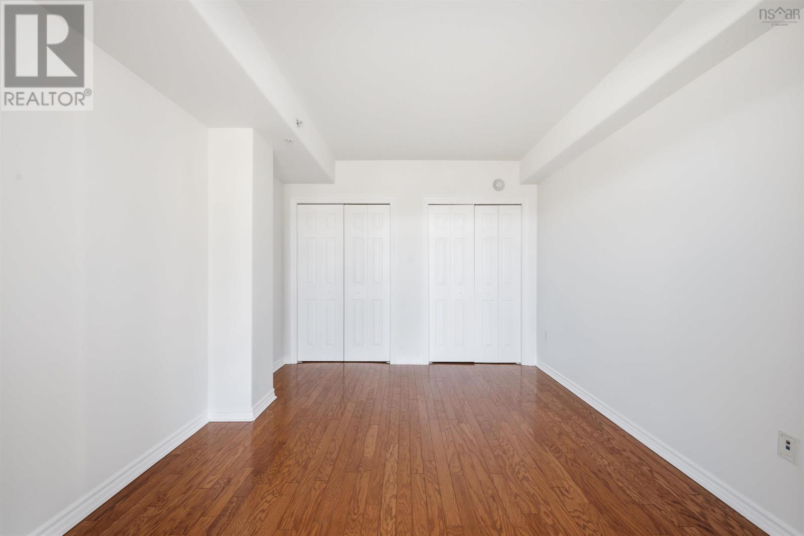 Property 29 of 42 of 403 99 Waterfront Drive