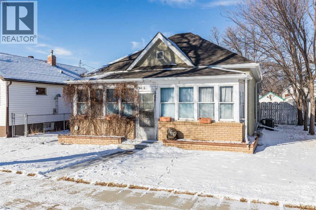 
          966 Yuill Street Southeast
            <br/>
            <span>Medicine Hat</span>
            , 
            <span>AB</span>
             <span>T1A0Y8</span>
         - Photo 30