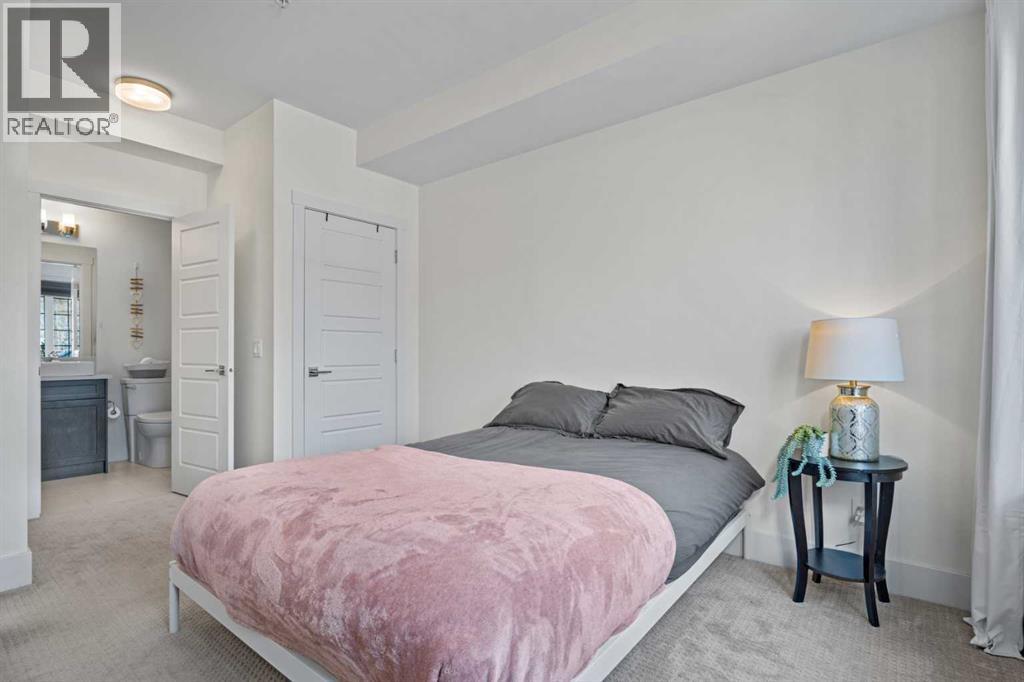 Single Family House for Sale in    Avenue NW Parkdale Calgary 