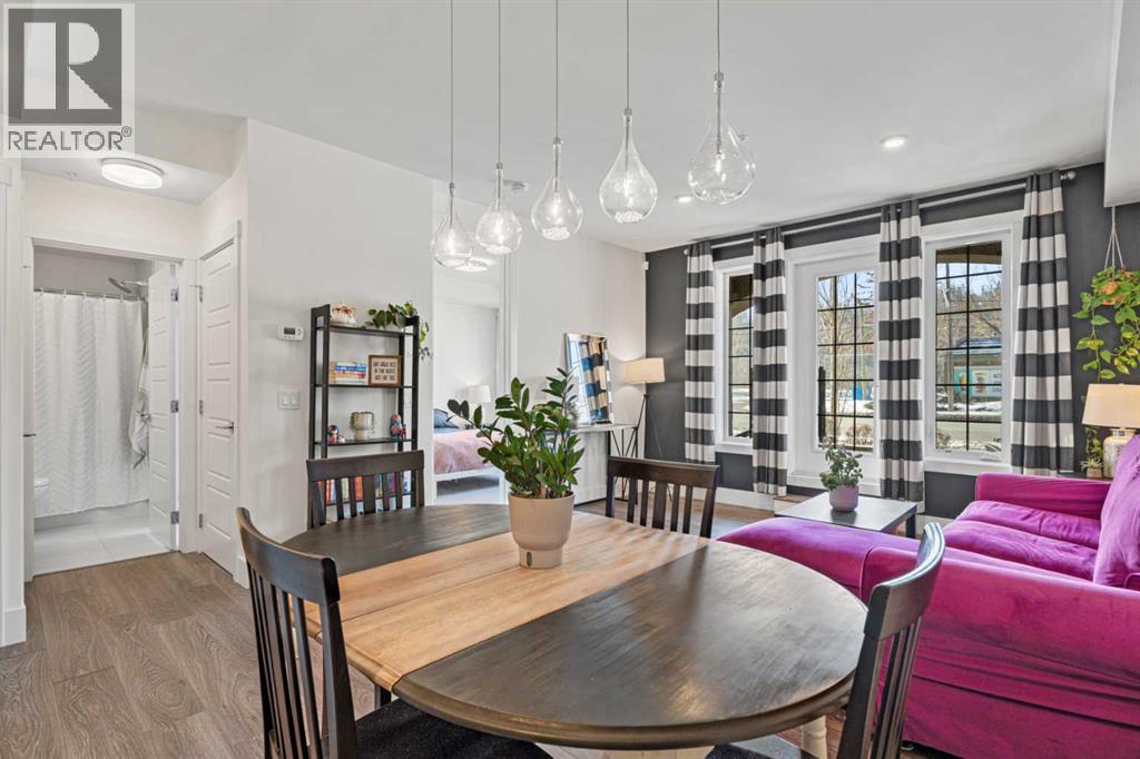 Single Family House for Sale in    Avenue NW Parkdale Calgary 