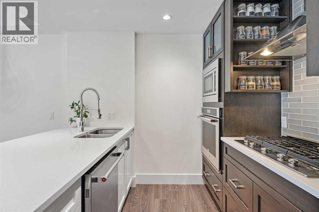 Single Family House for Sale in    Avenue NW Parkdale Calgary 