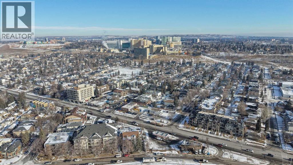 Single Family House for Sale in    Avenue NW Parkdale Calgary 