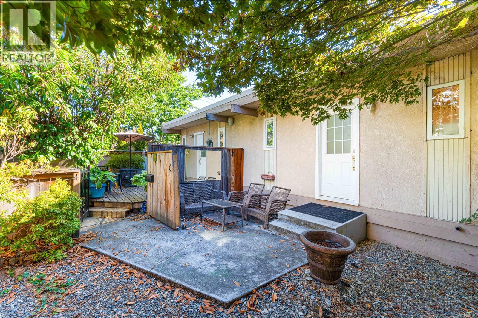 181 Rosehill St - 14