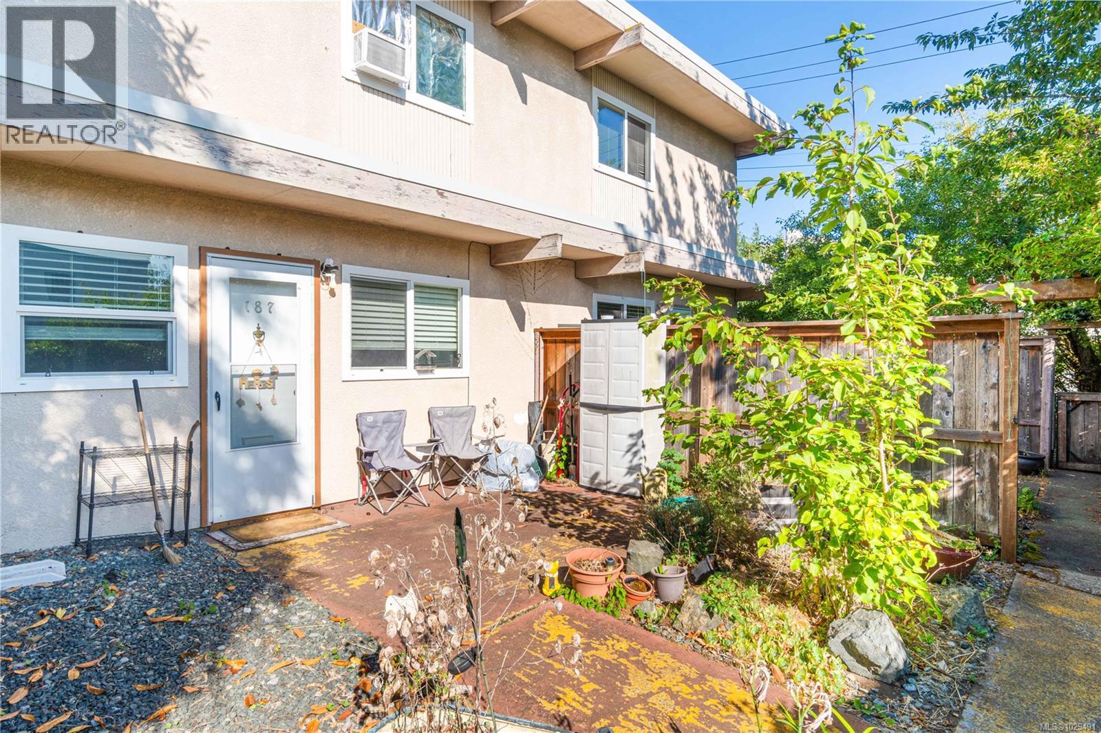 181 Rosehill St - 26