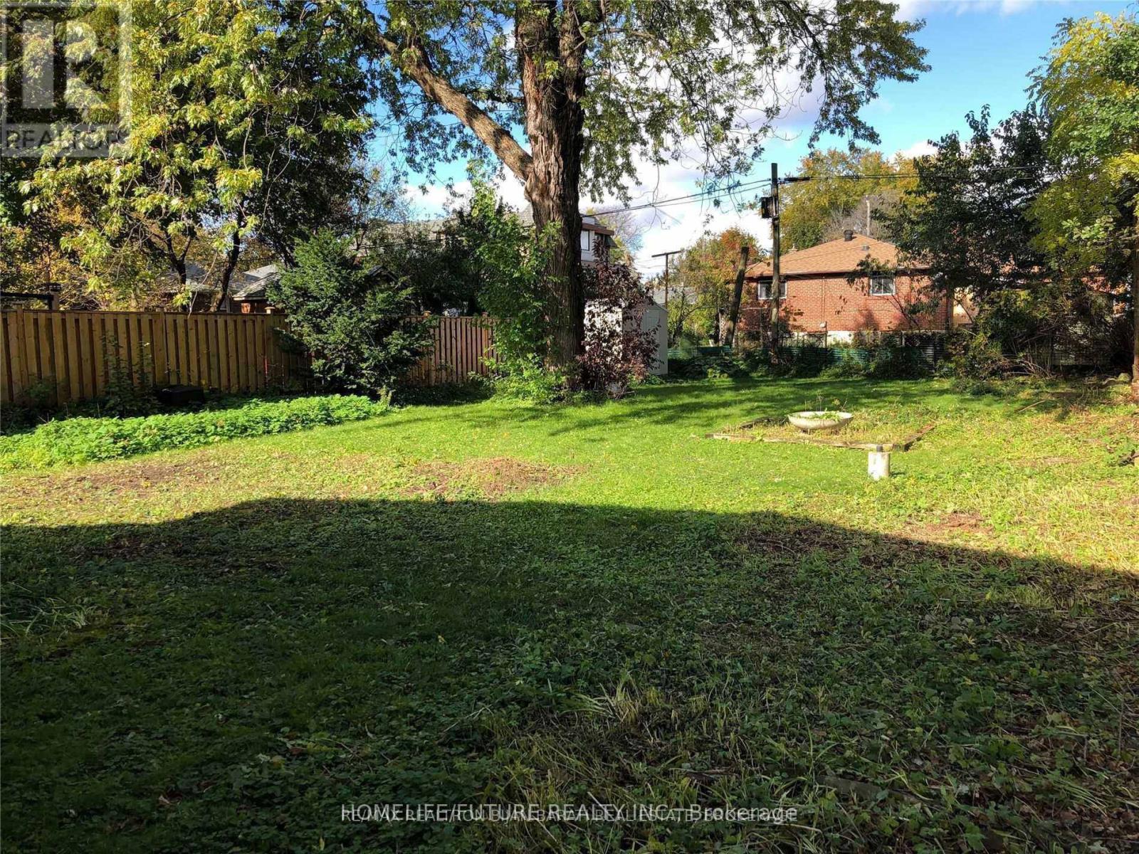 192 PARKVIEW AVENUE - 7