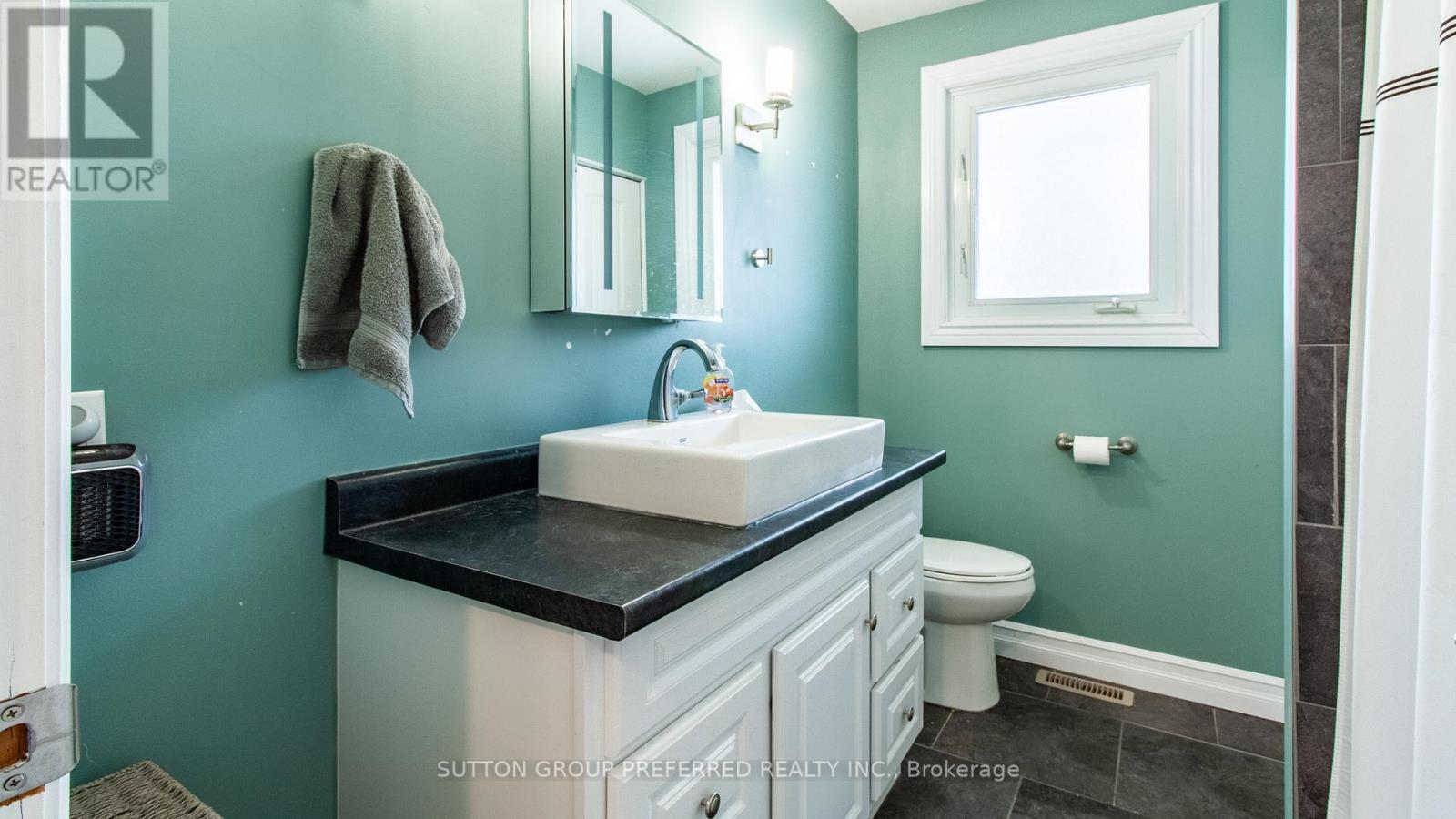 61 FATH AVENUE - 25