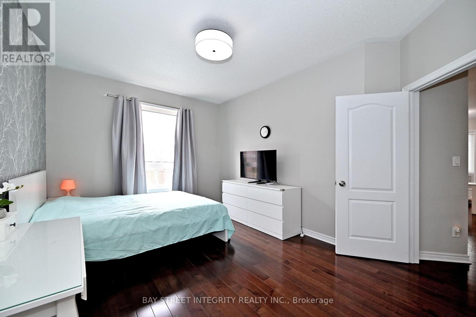 60 DARIUS HARNS DRIVE - 14