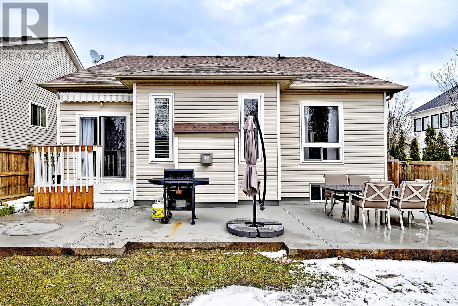 60 DARIUS HARNS DRIVE - 36