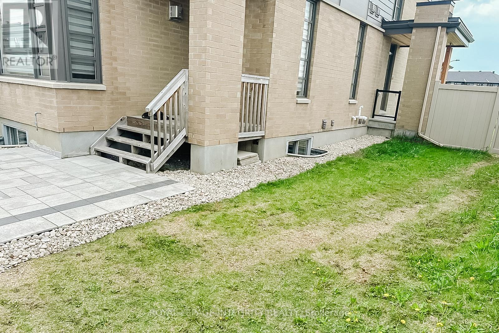 900 CHIPPING CIRCLE, Ottawa, Ontario