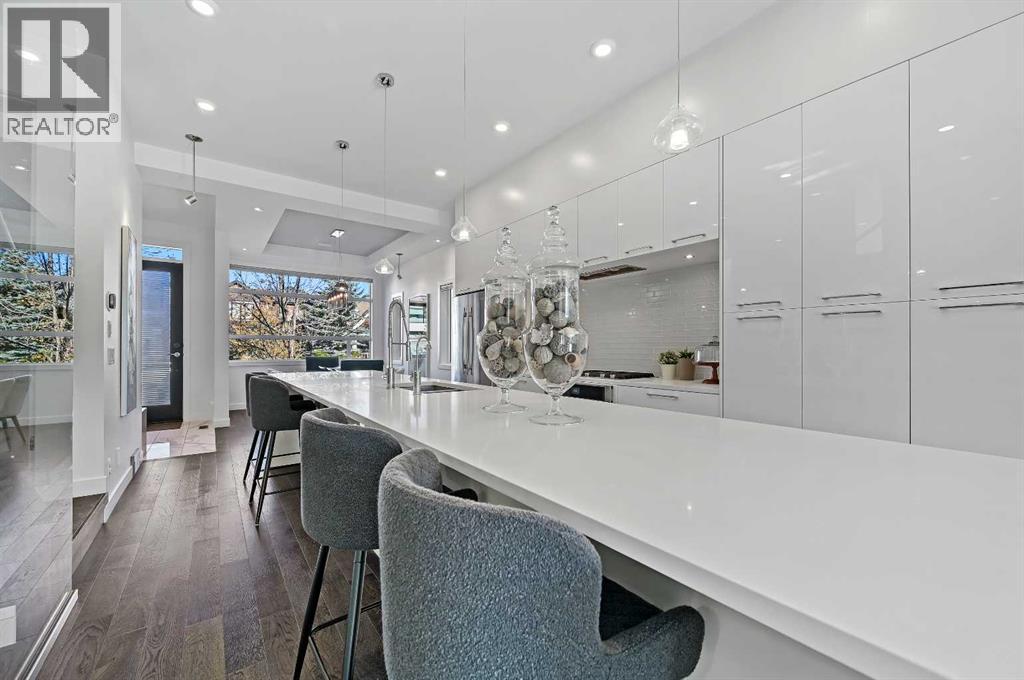 Single Family House for Sale in  Bowness Road NW West Hillhurst Calgary 