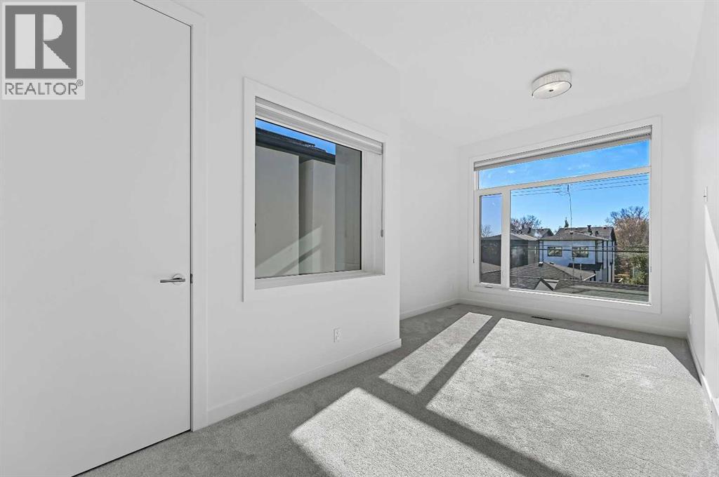 Single Family House for Sale in  Bowness Road NW West Hillhurst Calgary 