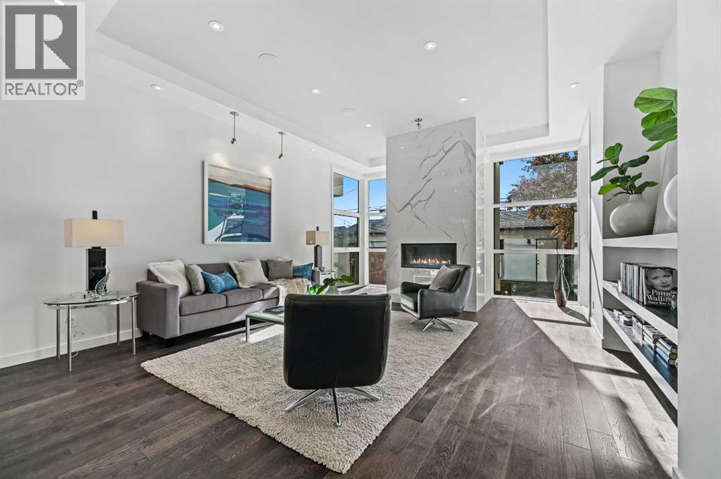 Single Family House for Sale in  Bowness Road NW West Hillhurst Calgary 