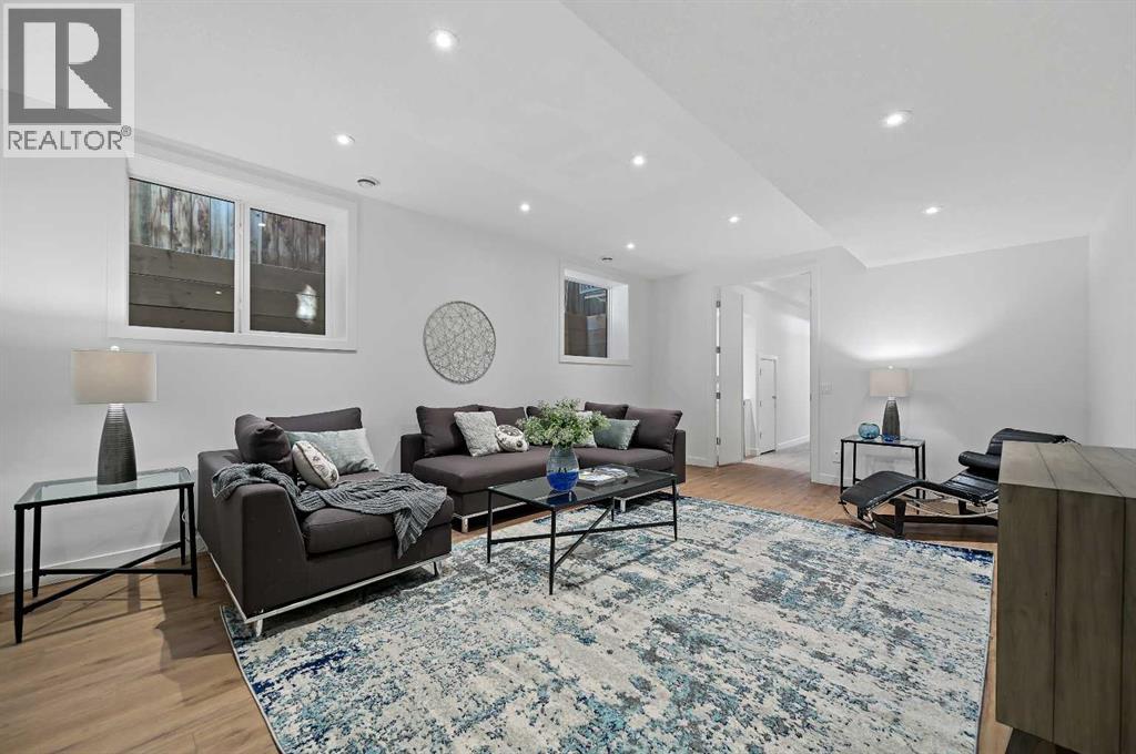 Single Family House for Sale in  Bowness Road NW West Hillhurst Calgary 