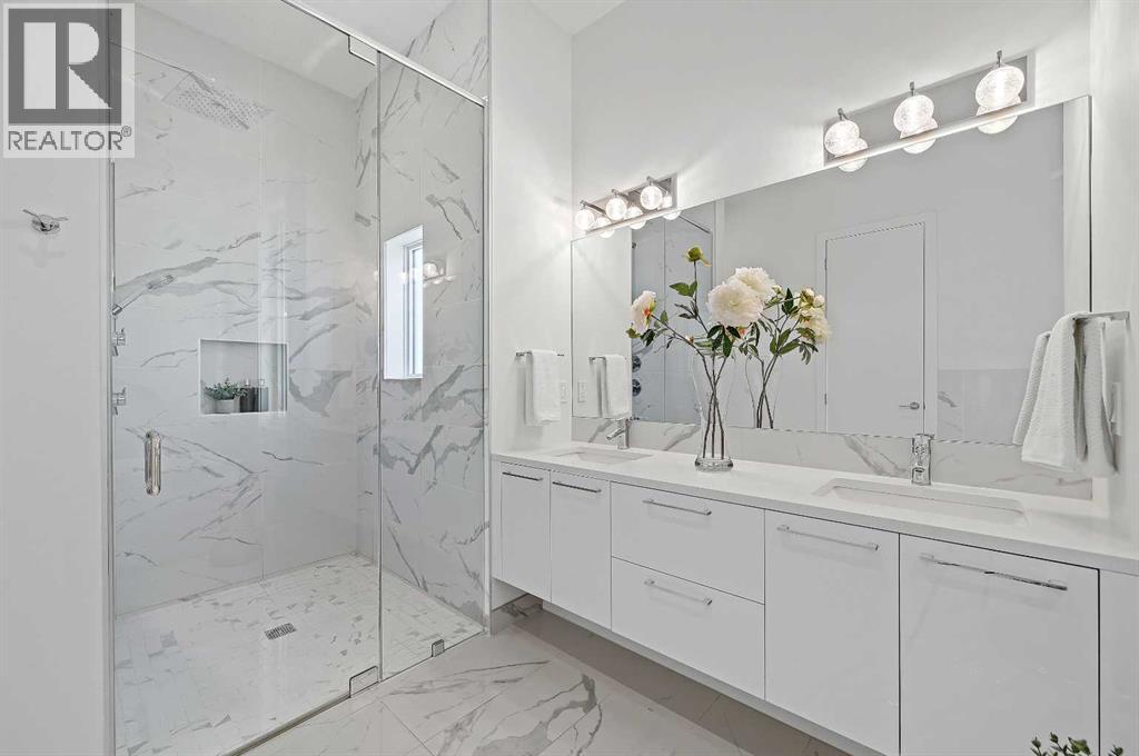 Single Family House for Sale in  Bowness Road NW West Hillhurst Calgary 