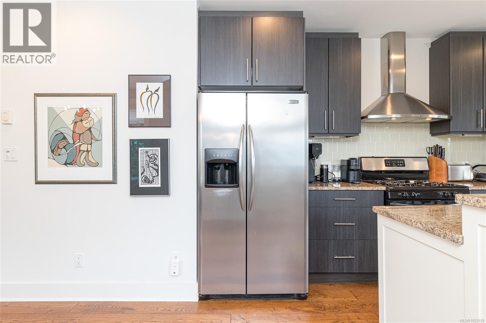 D 1216 Styles Street, Victoria