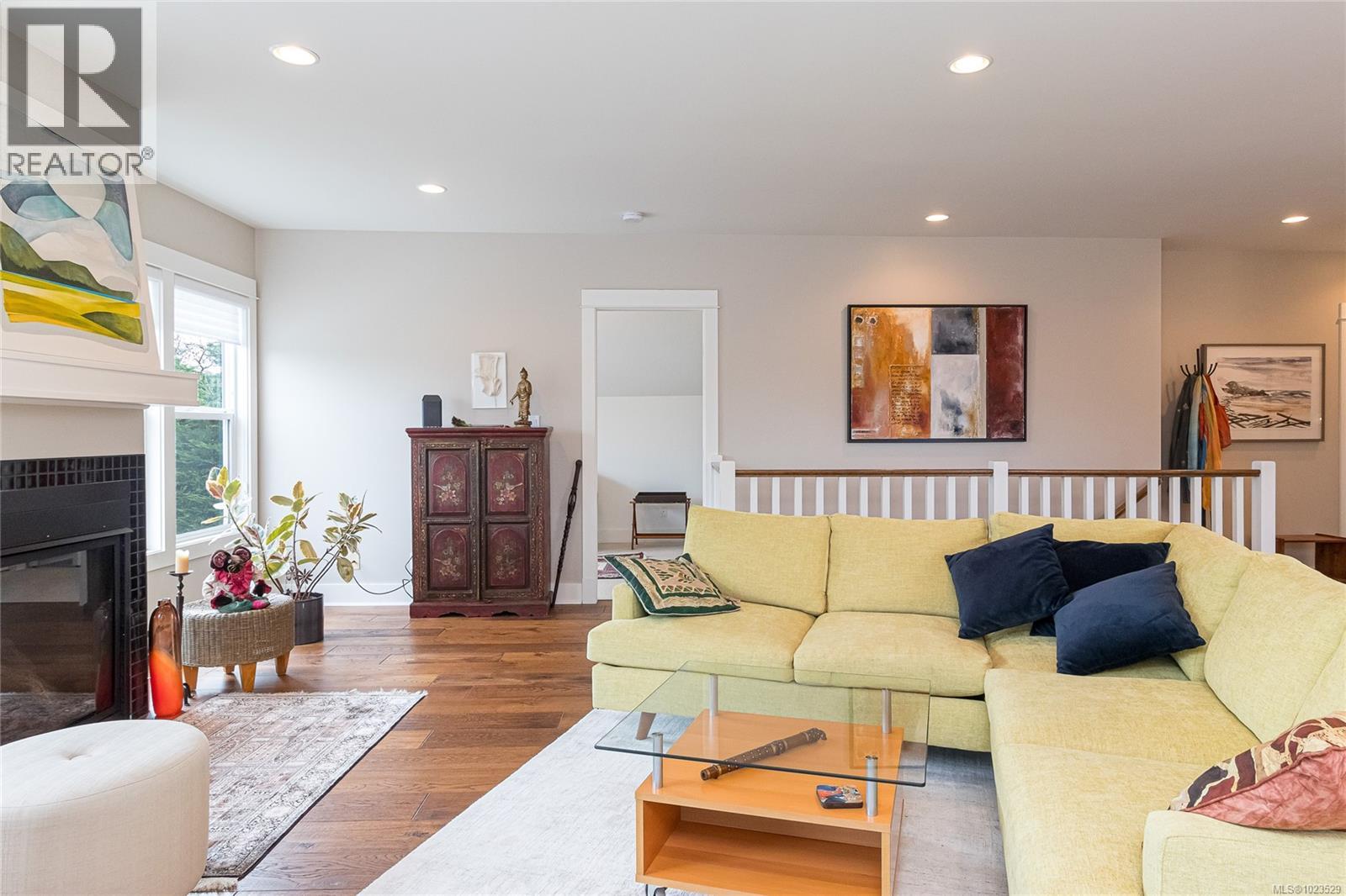 D 1216 Styles Street, Victoria