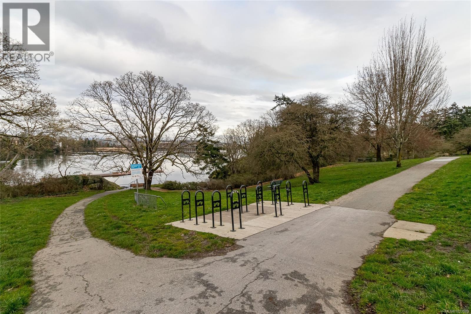 D 1216 Styles Street, Victoria