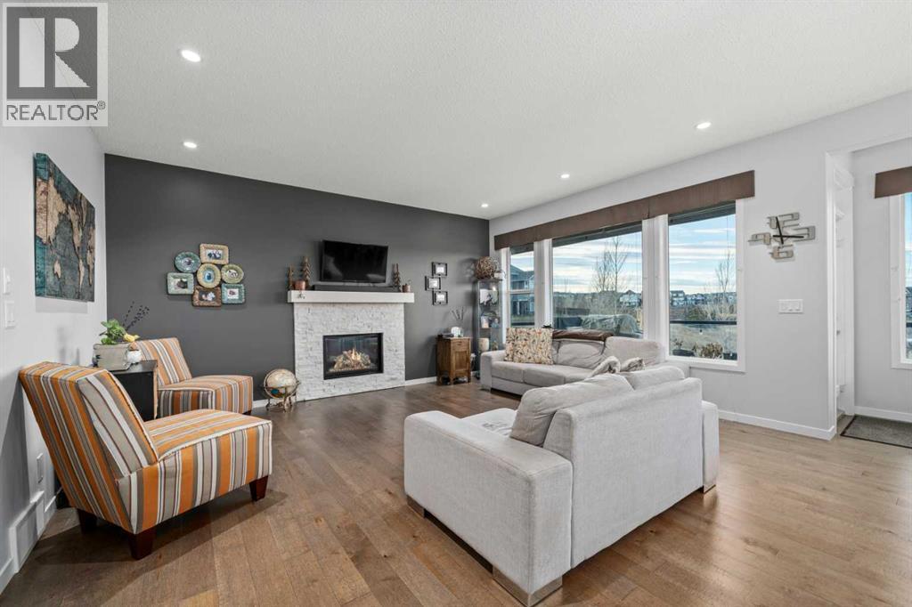 Single Family House for Sale in  Nolanfield Crescent NW Nolan Hill Calgary 