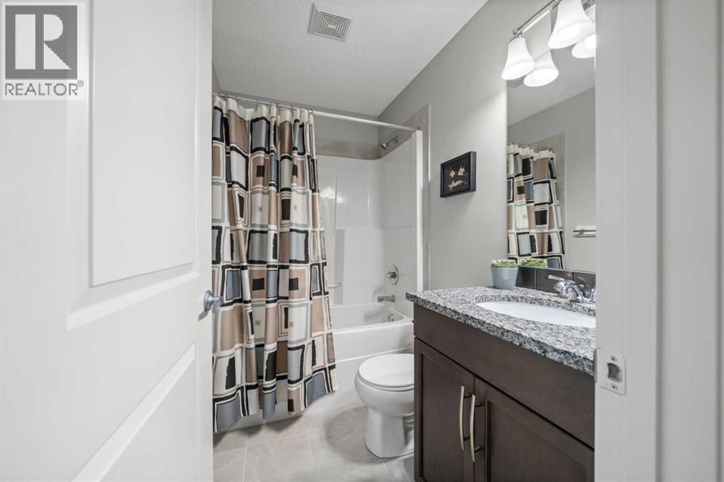 Single Family House for Sale in  Nolanfield Crescent NW Nolan Hill Calgary 