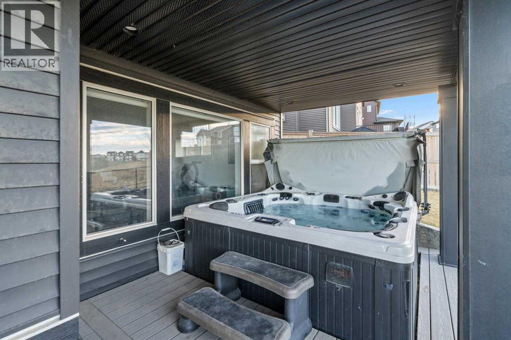 Single Family House for Sale in  Nolanfield Crescent NW Nolan Hill Calgary 