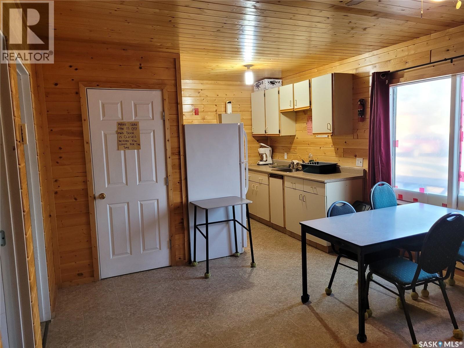 Clarke Lake Lodge — photo 17