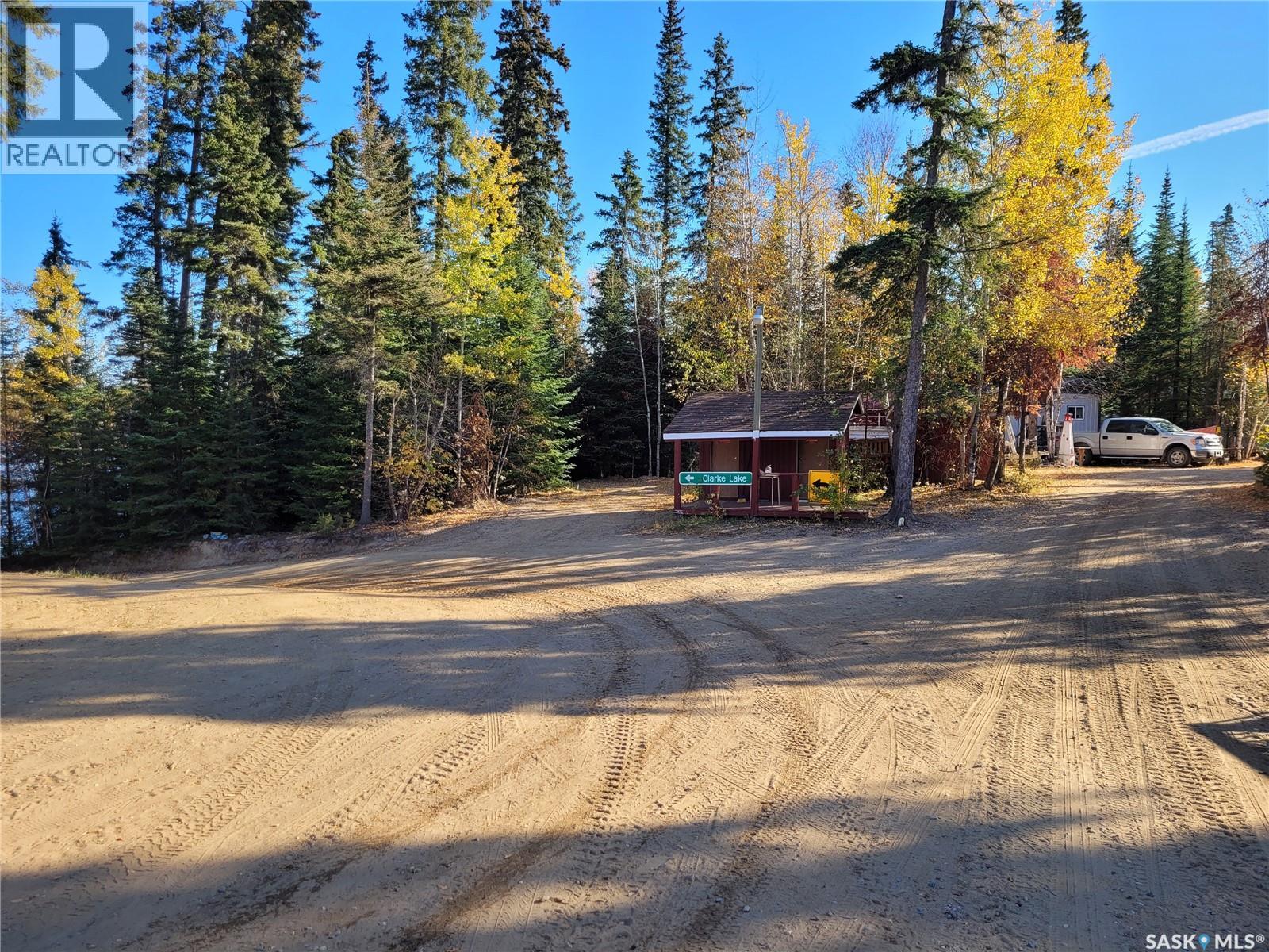 Clarke Lake Lodge — photo 9