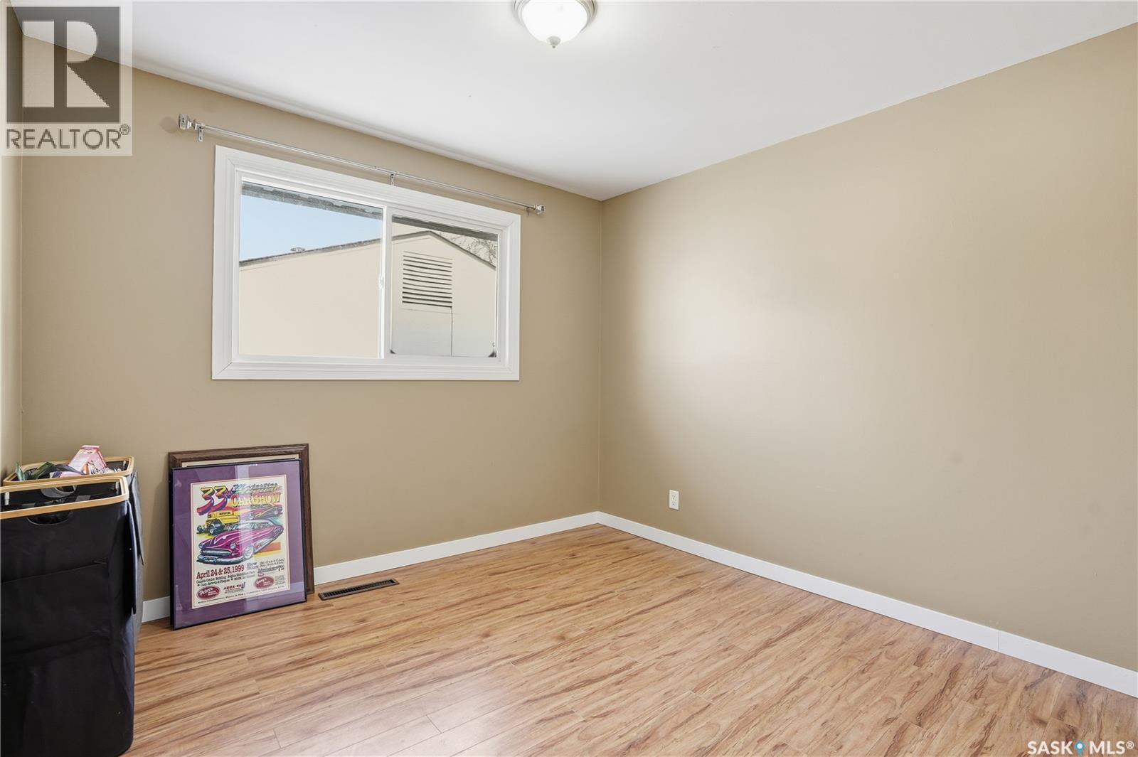 Single Family House Bungalow for Sale in  ROYAL STREET Regina 